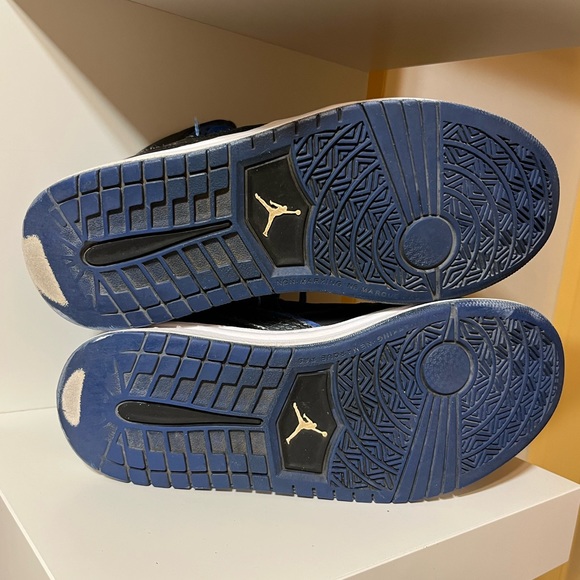 Air Jordan Sneakers - Picture 8 of 8